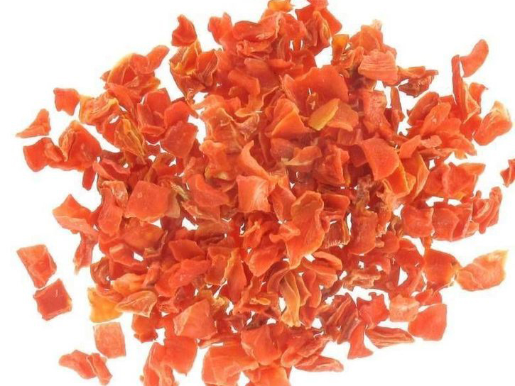 Dehydrated carrot flakes (1)